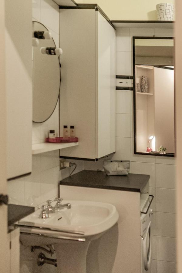 Bnbutler - Pontaccio 4 - Brera - Atmosfere Di Charme In Pieno Centro Milano Eksteriør bilde