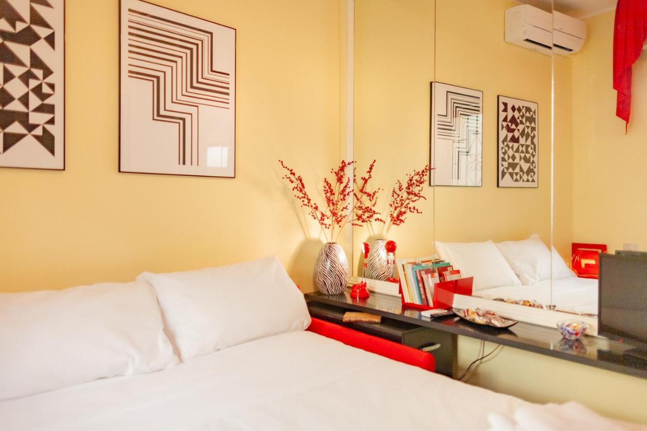 Bnbutler - Pontaccio 4 - Brera - Atmosfere Di Charme In Pieno Centro Milano Eksteriør bilde